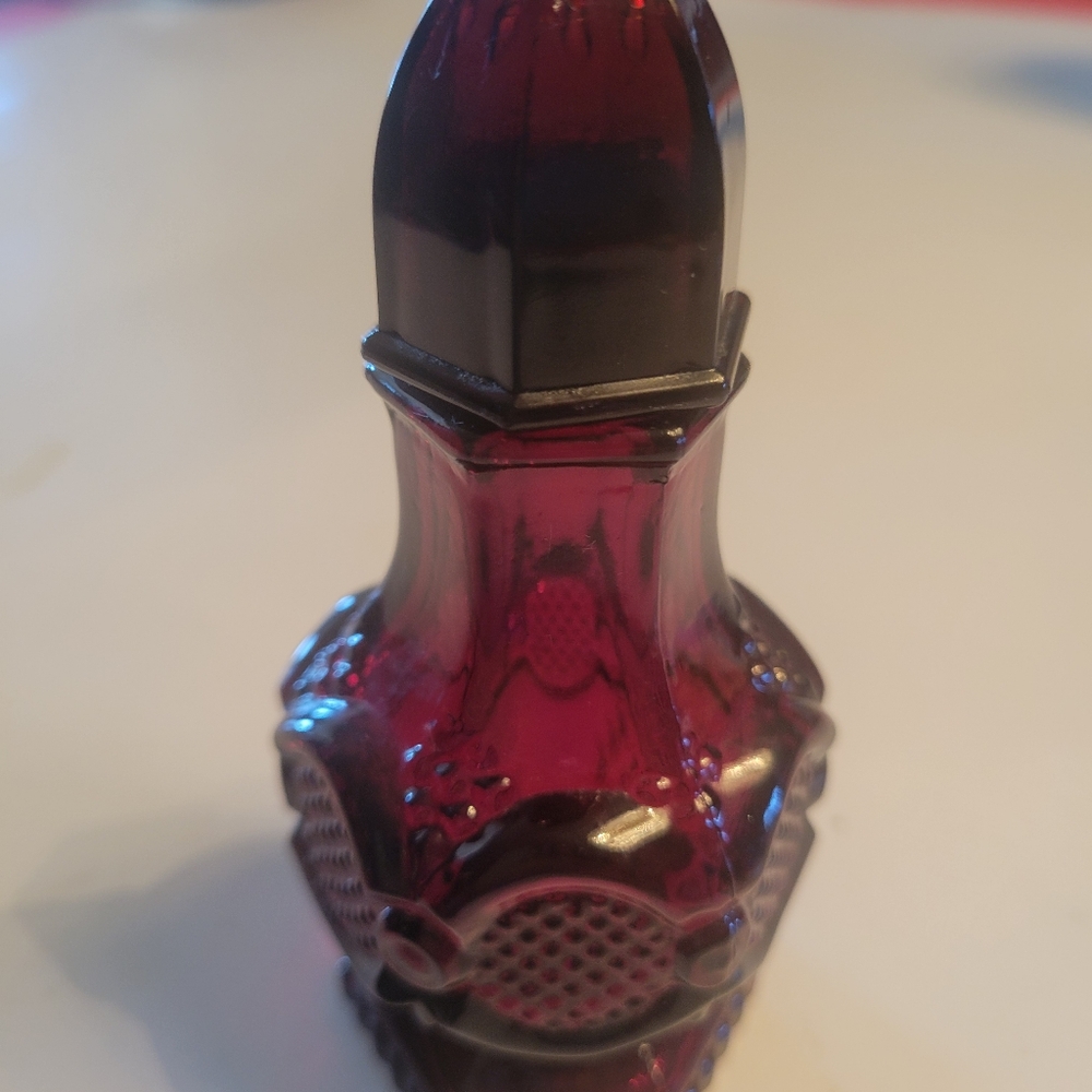 VINTAGE AVON BOTTLE